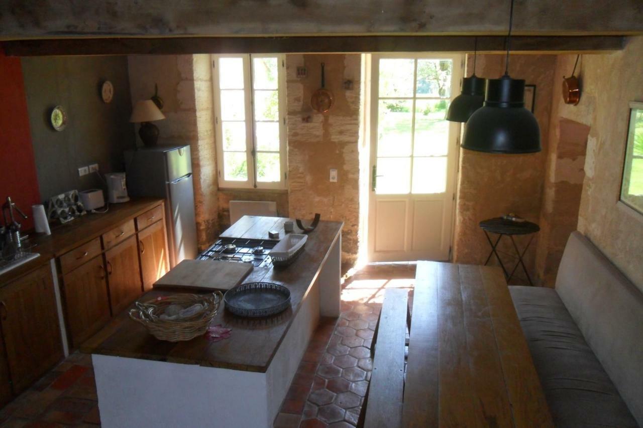 Maison De Bastien Lugon et l’Ile du Carney Eksteriør billede